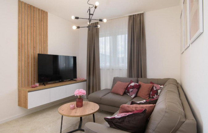 4+1 Apartment 4, Villa Barbara & Zoran with free parking and heated swimming pool, Seget Vranjica - Croatia Seget Vranjica
