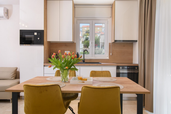 4+1 Apartment 3, Villa Barbara & Zoran with free parking and heated swimming pool, Seget Vranjica - Croatia Seget Vranjica