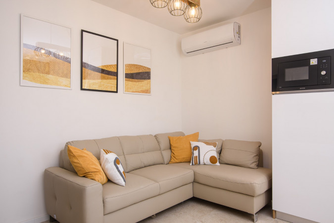 4+1 Apartment 3, Villa Barbara & Zoran with free parking and heated swimming pool, Seget Vranjica - Croatia Seget Vranjica