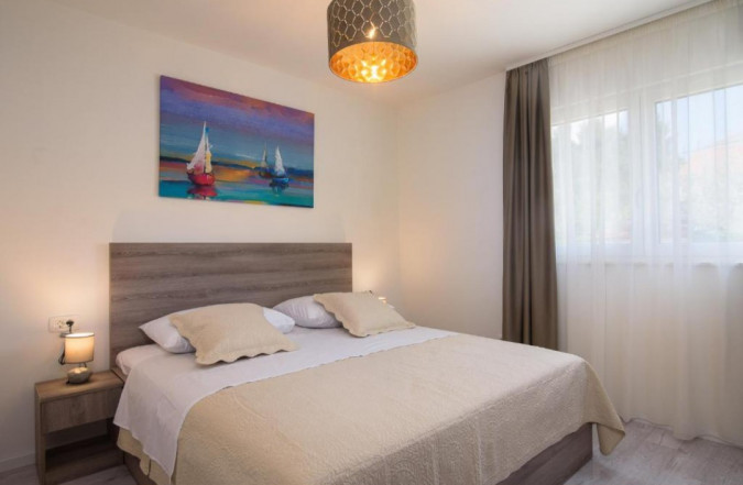 4+1 Apartment 3, Villa Barbara & Zoran with free parking and heated swimming pool, Seget Vranjica - Croatia Seget Vranjica