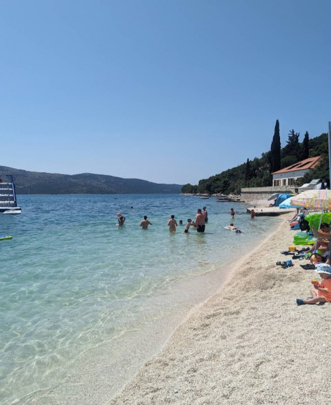 Villa Barbara & Zoran with free parking and heated swimming pool, Seget Vranjica - Croatia Seget Vranjica