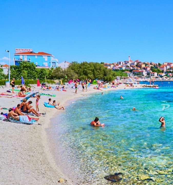 Villa Barbara & Zoran with free parking and heated swimming pool, Seget Vranjica - Croatia Seget Vranjica